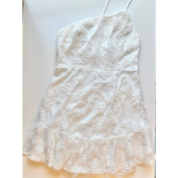 Selfie Leslie Lieah One Shoulder Embellished Dress in White Size Large - Picture 2 of 8
